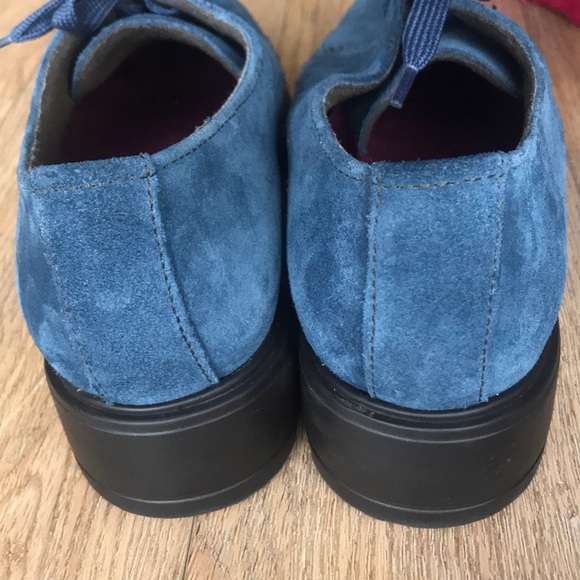 Munro Blue Suede Oxfords - Picture 6 of 8